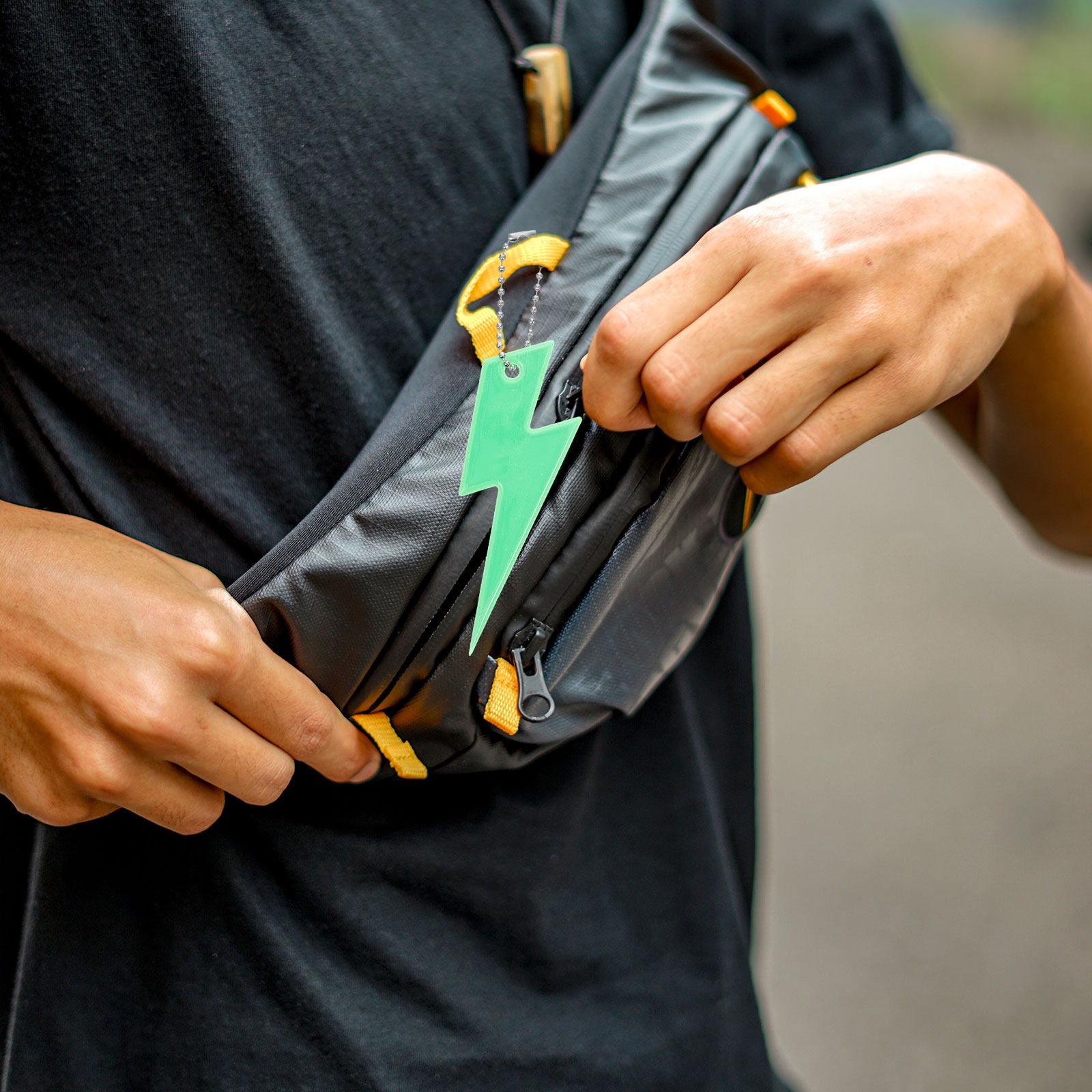13Pcs Reflective Keychain Back - огляд і ціна Running Gear Kids