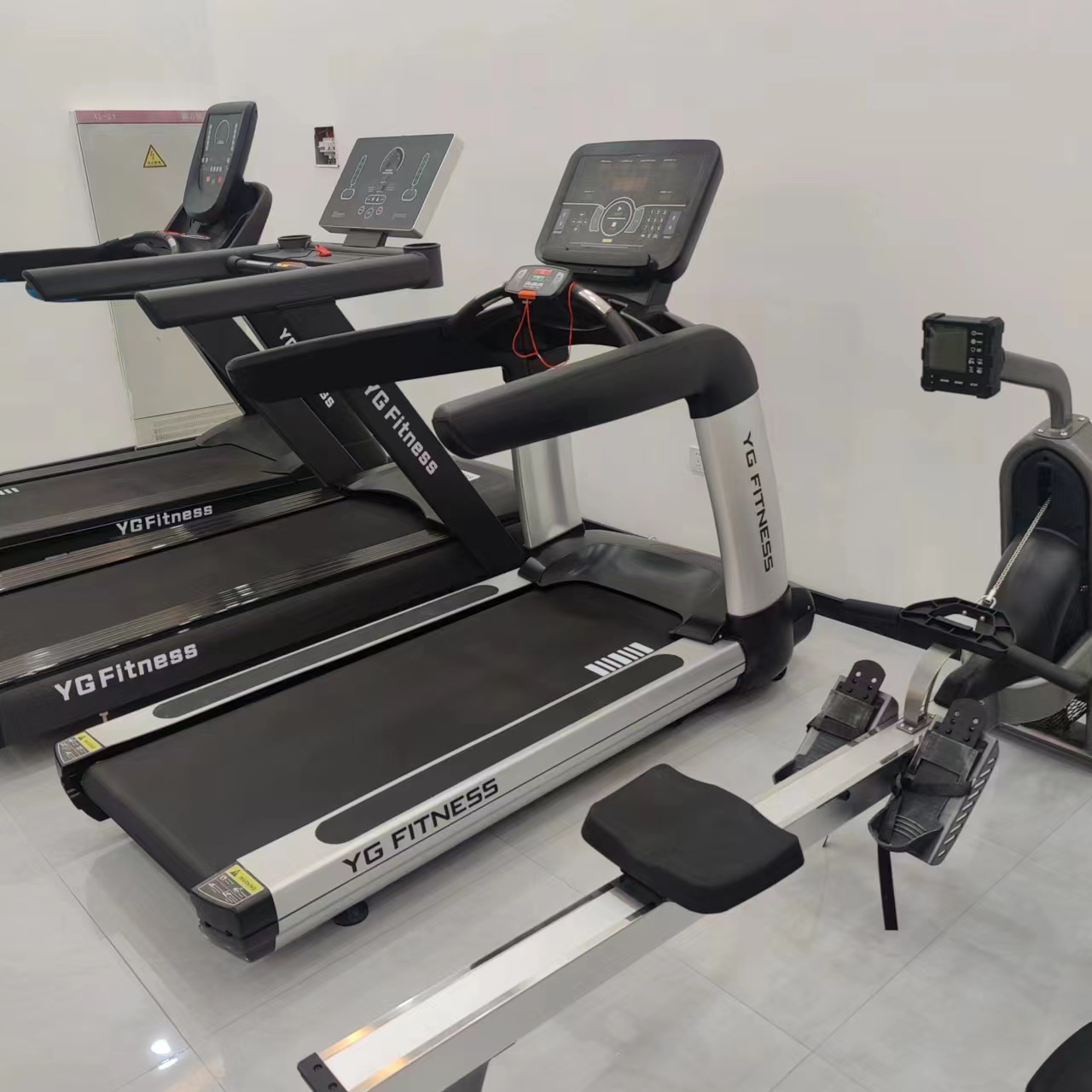 Gym Use Electric Treadmill 3 H - огляд і ціна Quality Running Gear